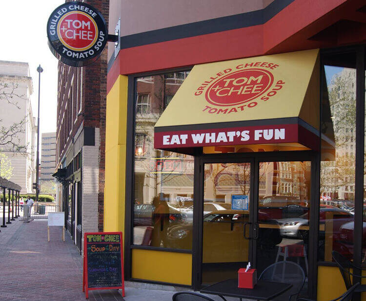 Tom & Chee exterior